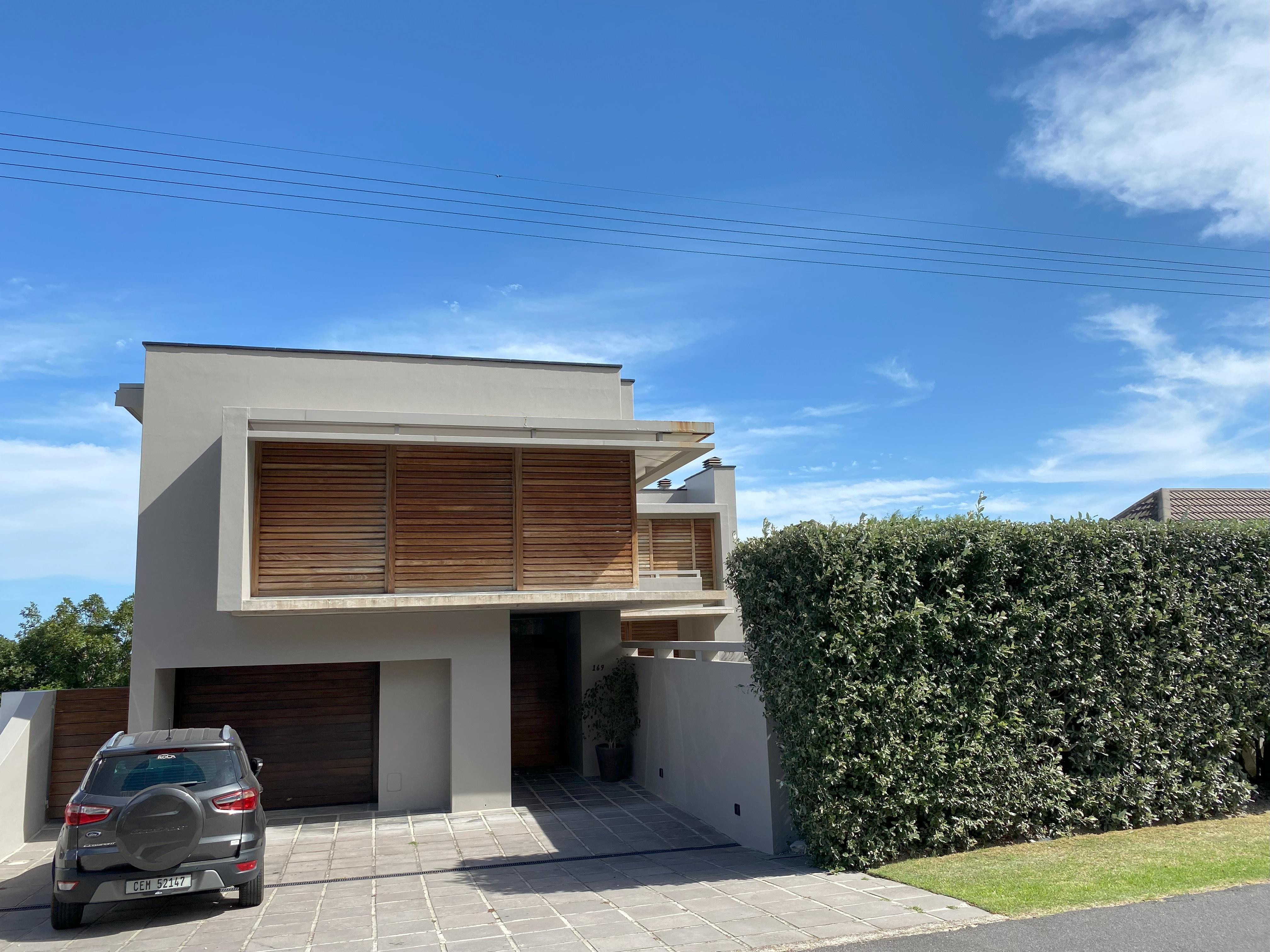 To Let 3 Bedroom Property for Rent in Voelklip Western Cape